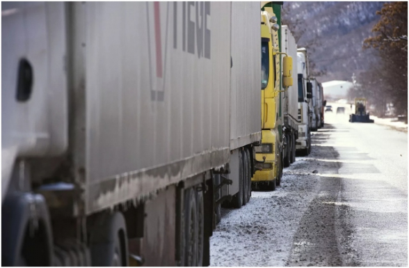 8-րդ օրն է` Վերին Լարսի ճանապարհը փակ է. հերթում գտնվող բեռնատարների թիվը հասել է 780-ի